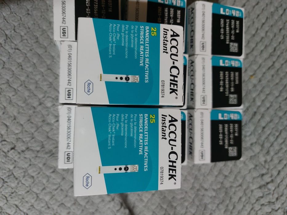 Accu-Chek instant