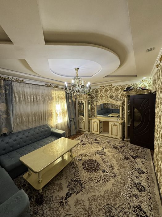 Uy sotiladi 3xona yakkasaroy tumani