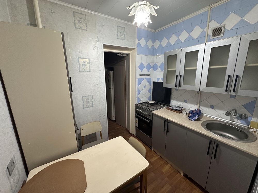 Максим Горкий Метро Аптека 36.6 Продаётся квартира 2/3/4 балуон 2х6