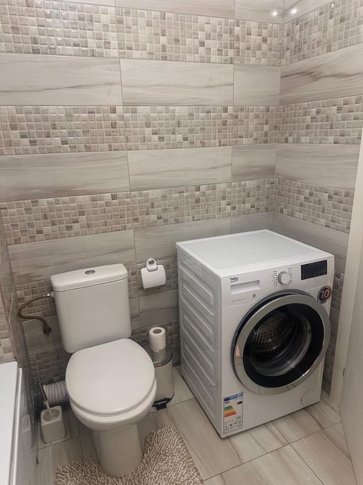 Persoană fizică vând Apartament 2 camere mobilat, Bucium confort