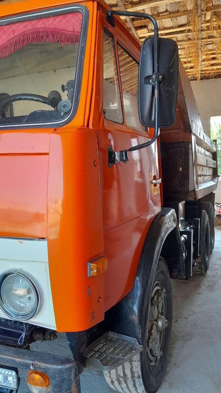 Samasval kamaz sotiladi