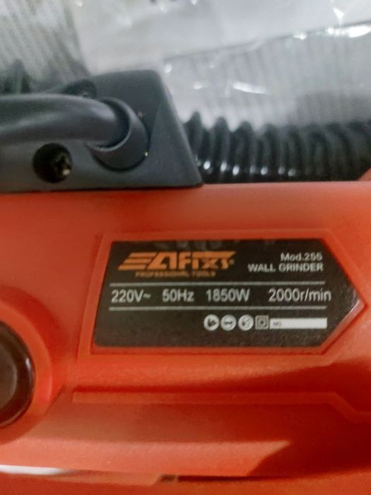 Продаю гайковерт и Жирафа шлифовальная машина