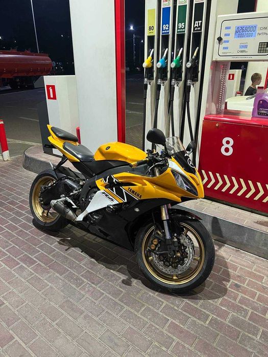 Срочно продается Yamaha YZF-R6 2014