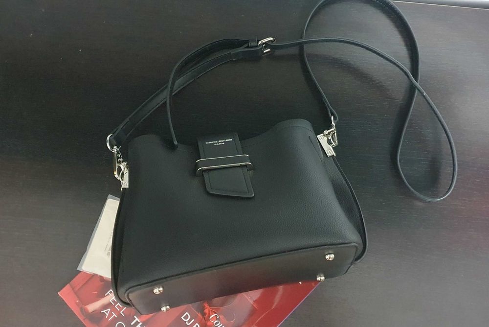 Дамска  чанта David Jones