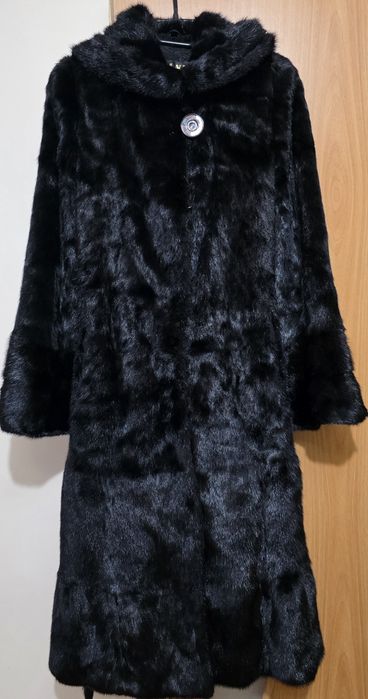 Норковая шуба 120 000 торг будет