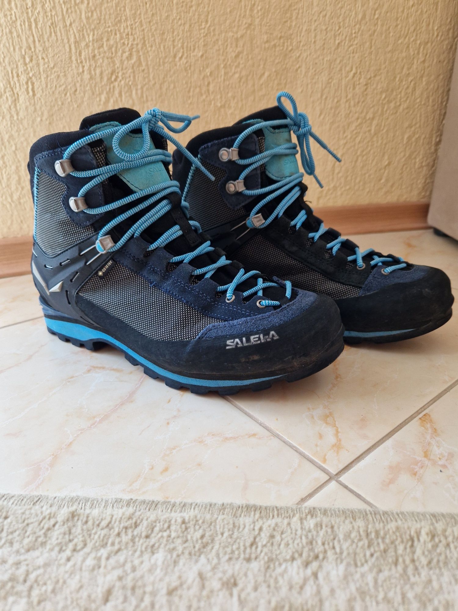 SALEWA Туристически дамски обувки