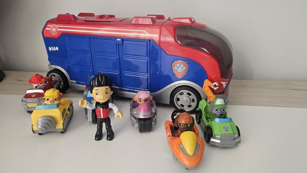 Камион Paw Patrol с кученца