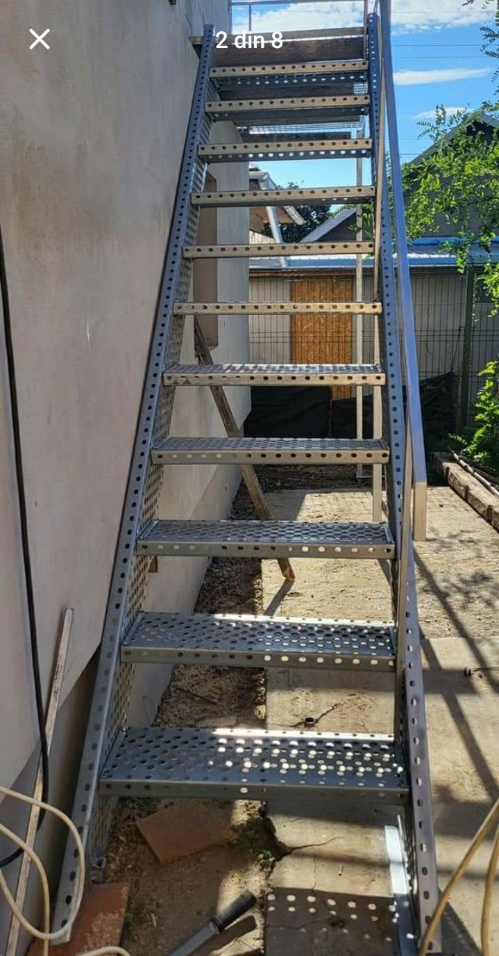 Confectionam scarii metalice zincate exterioare și pentru incendii , p