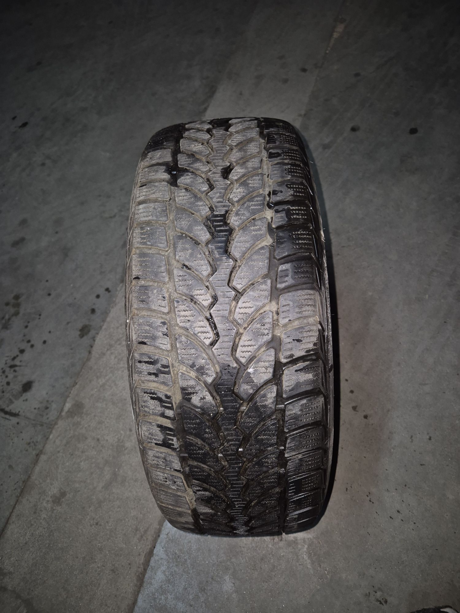Зимна гума BRIDGESTONE 225/45 R19