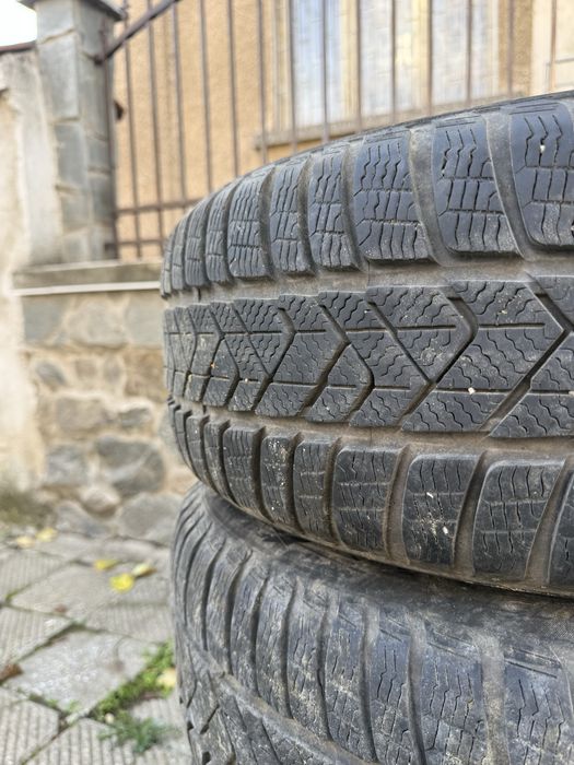 225 45 19 Pirelli Sotozero дот3119 зимни