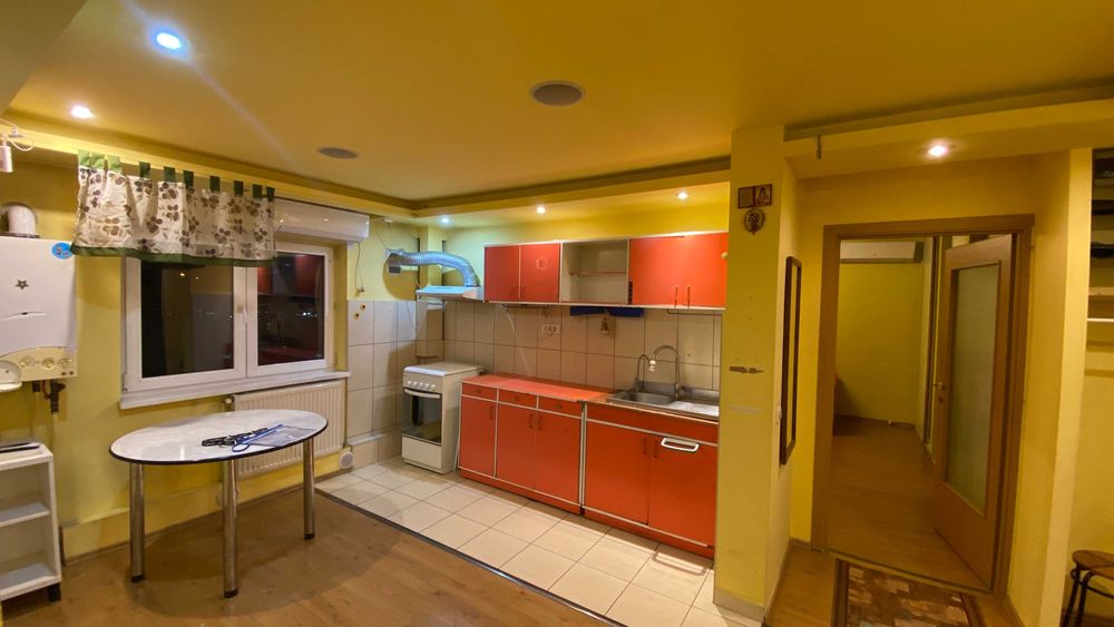 NERVA TRAIAN - PROPRIETAR etaj 1/8 – 60,4 mp, decomandat – 169.000 €