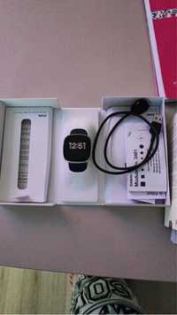 Vând Smartwatch Fitbit Versa 3