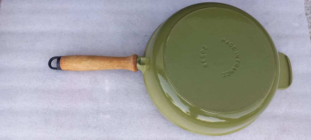 Le Creuset tigaie oala cratiță fonta profesionala Made France veche