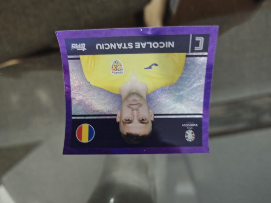 Sticker rar cu Nicolae Stanciu.