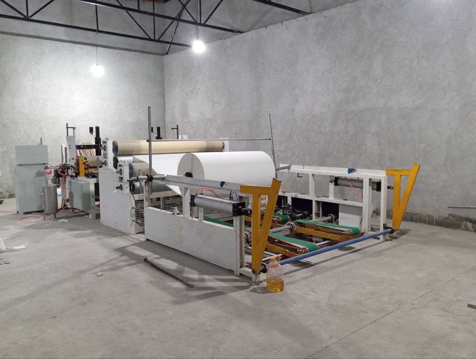 Бумага станок - Xojatxona qog‘ozi va rulon salfetka uskunasi