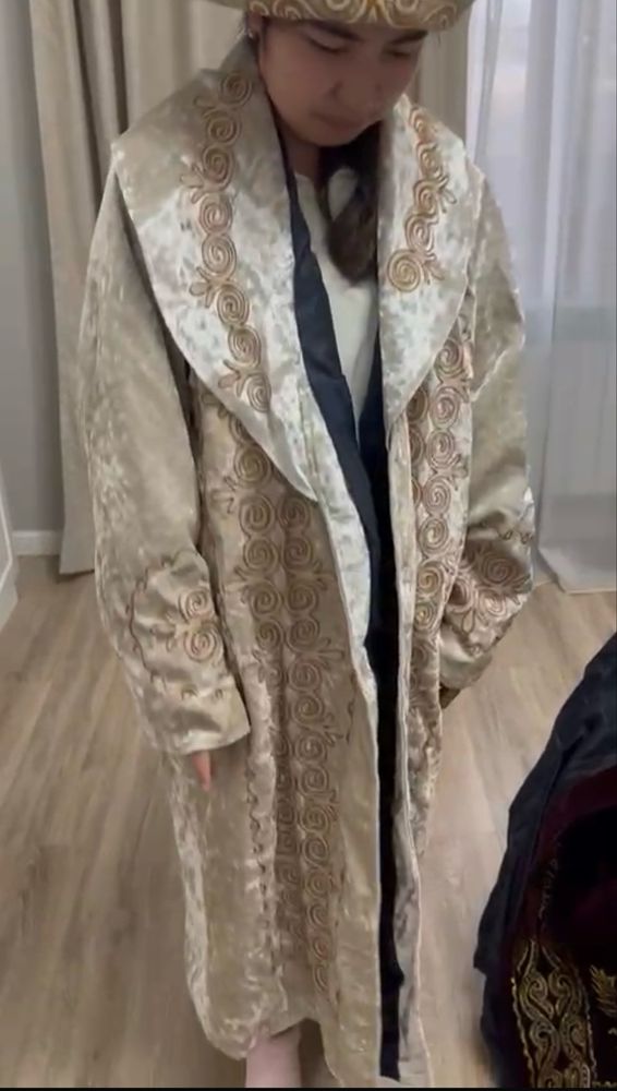 Продам национальные чапаны
