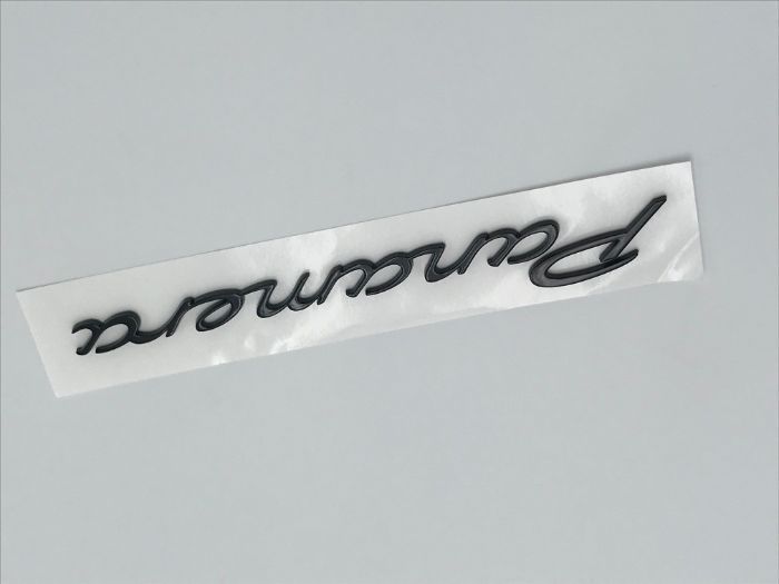 Emblema Porsche PANAMERA negru