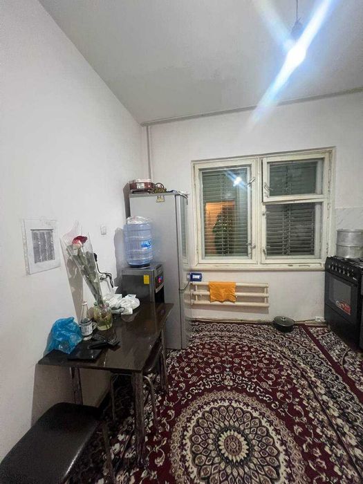 Сергели 4 1/3/5 ,квартира чистая  2х6 балкон