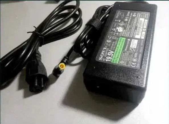 Блок питания SONY на ноутбук и телевизор