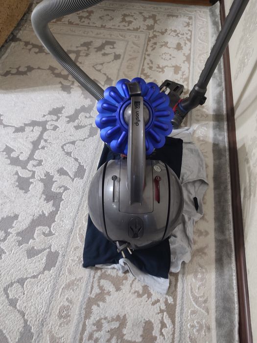 Пылесос в хорошем состоянии