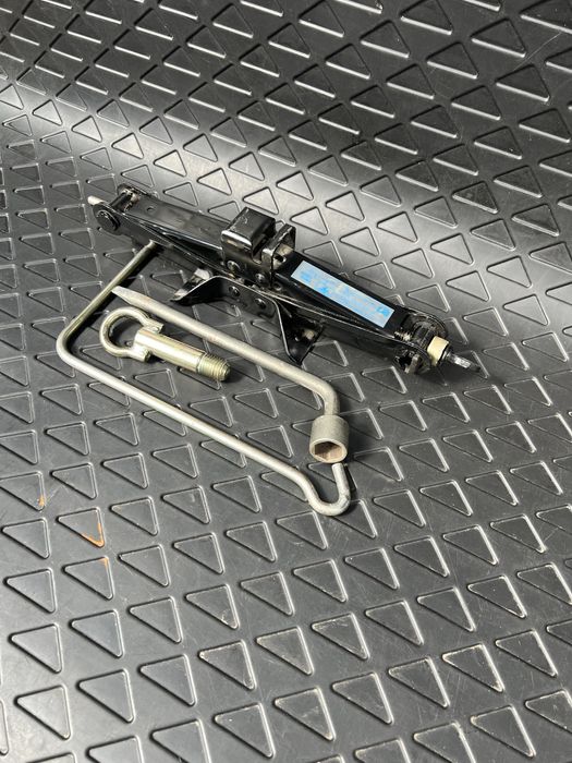 Set Cric Cheie Original 800kg Mazda Honda Hyundai Toyota Renault