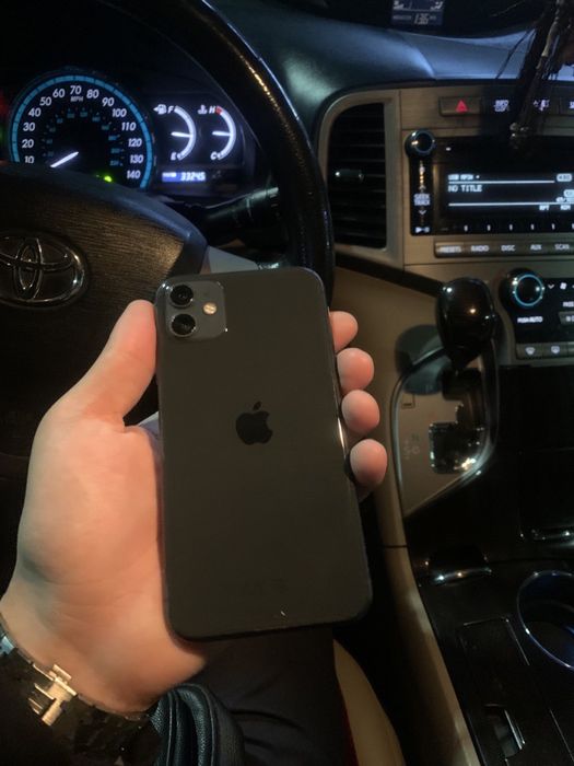 Продам Iphone 11 (128Gb) в идеальном состояний