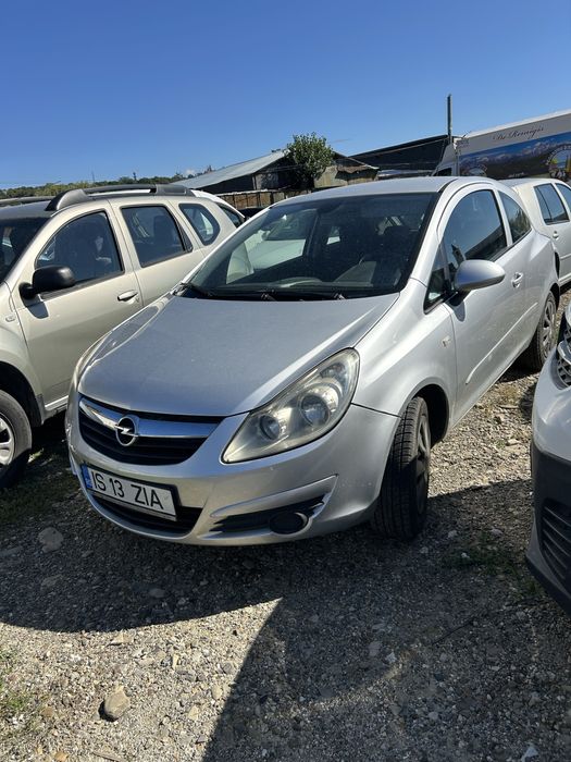 Vand opel corsa 1,2 benzina