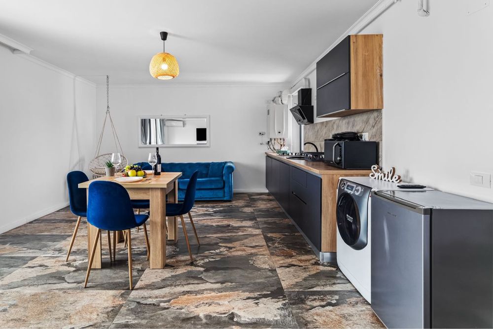 Inchiriez apartament 2 camere mamaia-sat