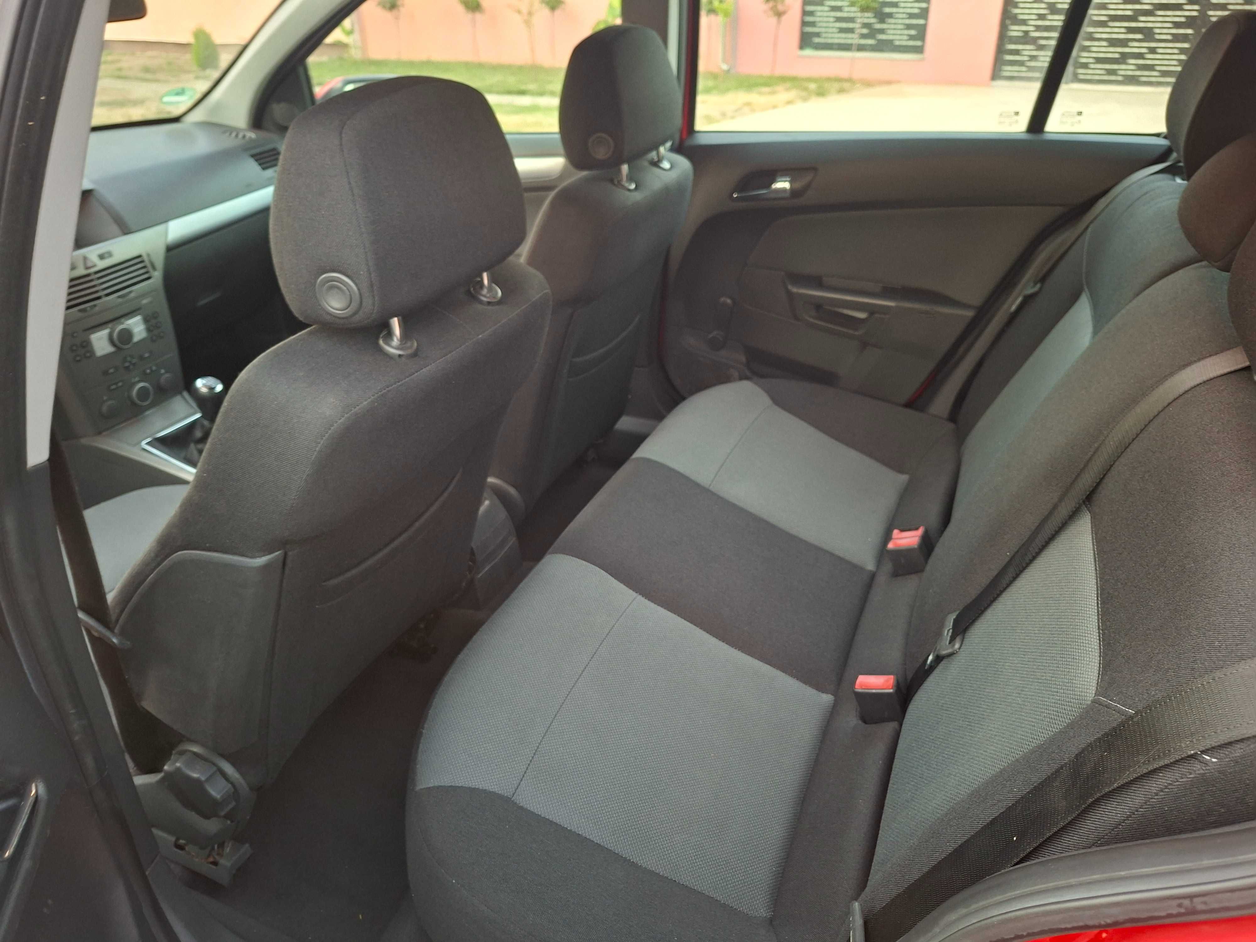 Vând Opel Astra H. 1.8 Benzină/ 2006