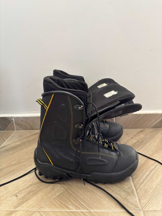 Ски и сноуборд оборудване