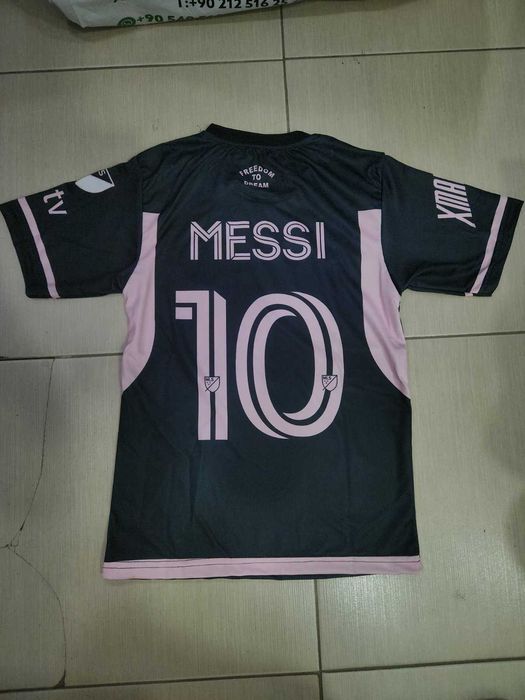 Детски Екип с Калци+Топка + Шапка + Кори +Анцуг МЕСИ ИНТЕР Маями 2024