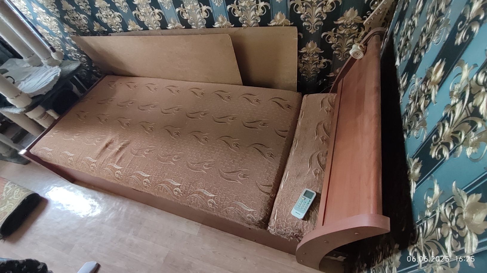 Продам кровать сундук