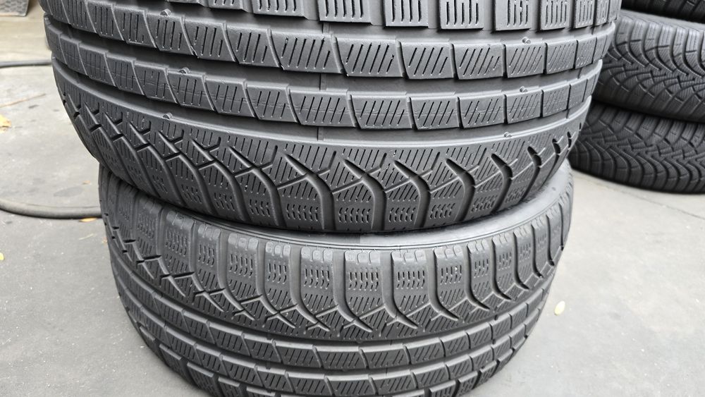 4 anvelope iarnă Pirelli 245/35/19