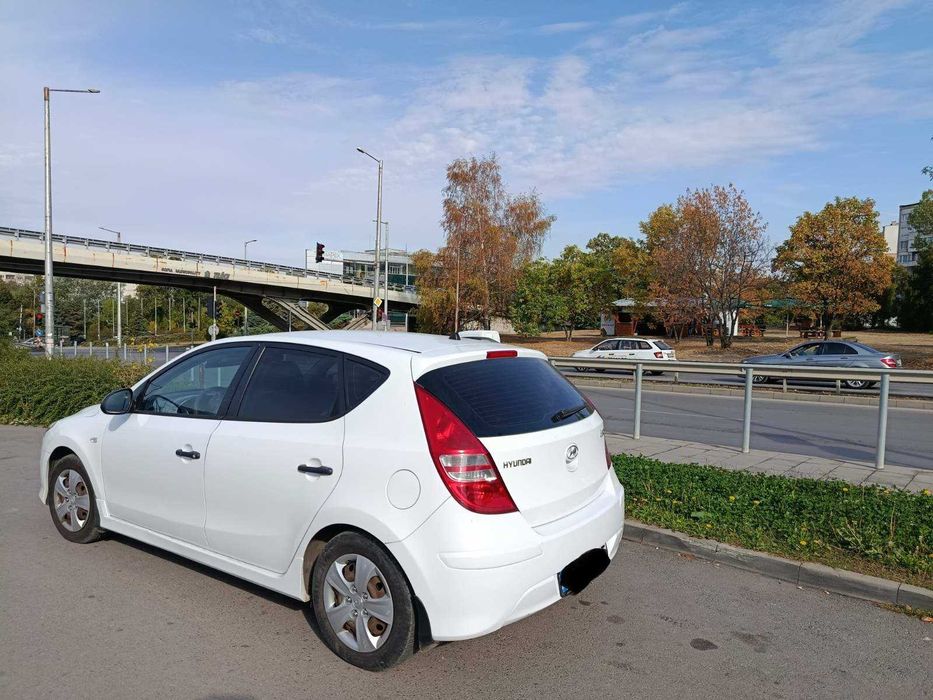 Продавам HYUNDAI I30