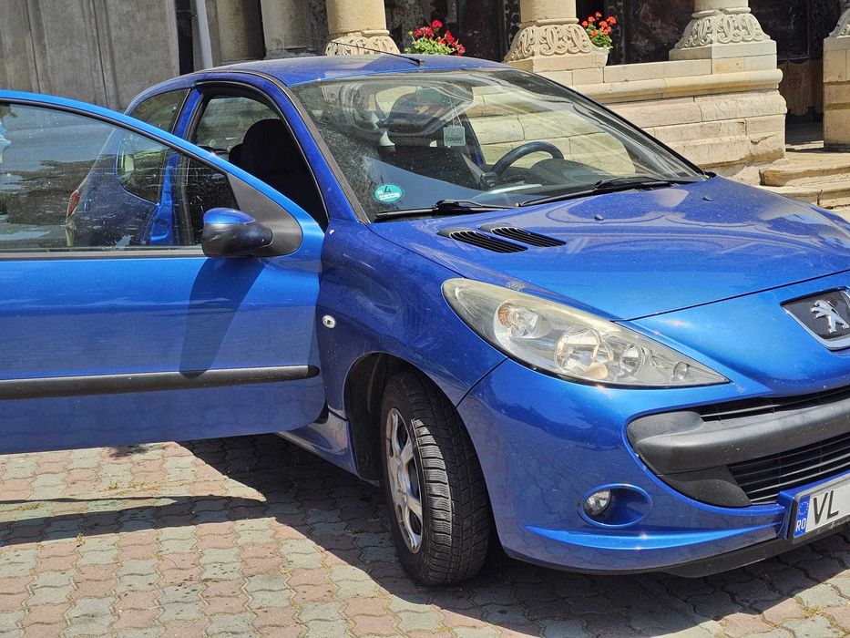 Peugeot 206 Plus 1.4 benzina -2010