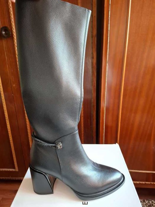 Cizme noi, preț bun!