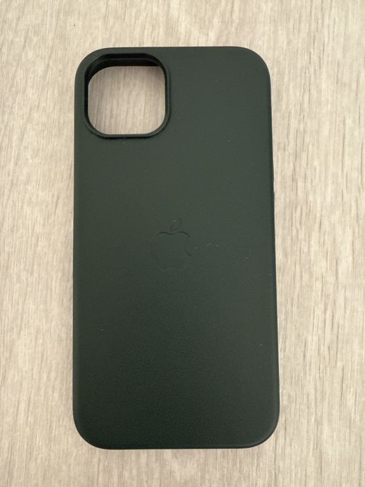 Кожанный чехол на IPhone 13, зелёный