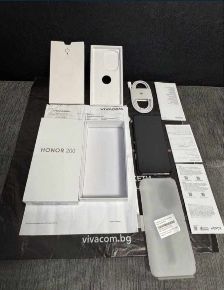 КАТО НОВ 512GB Honor 200 12GB 5G Гаранция Vivacom 2026 Black / Черен