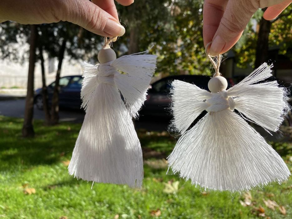 Малко вълшебство за елхата и много любов в сърцето.