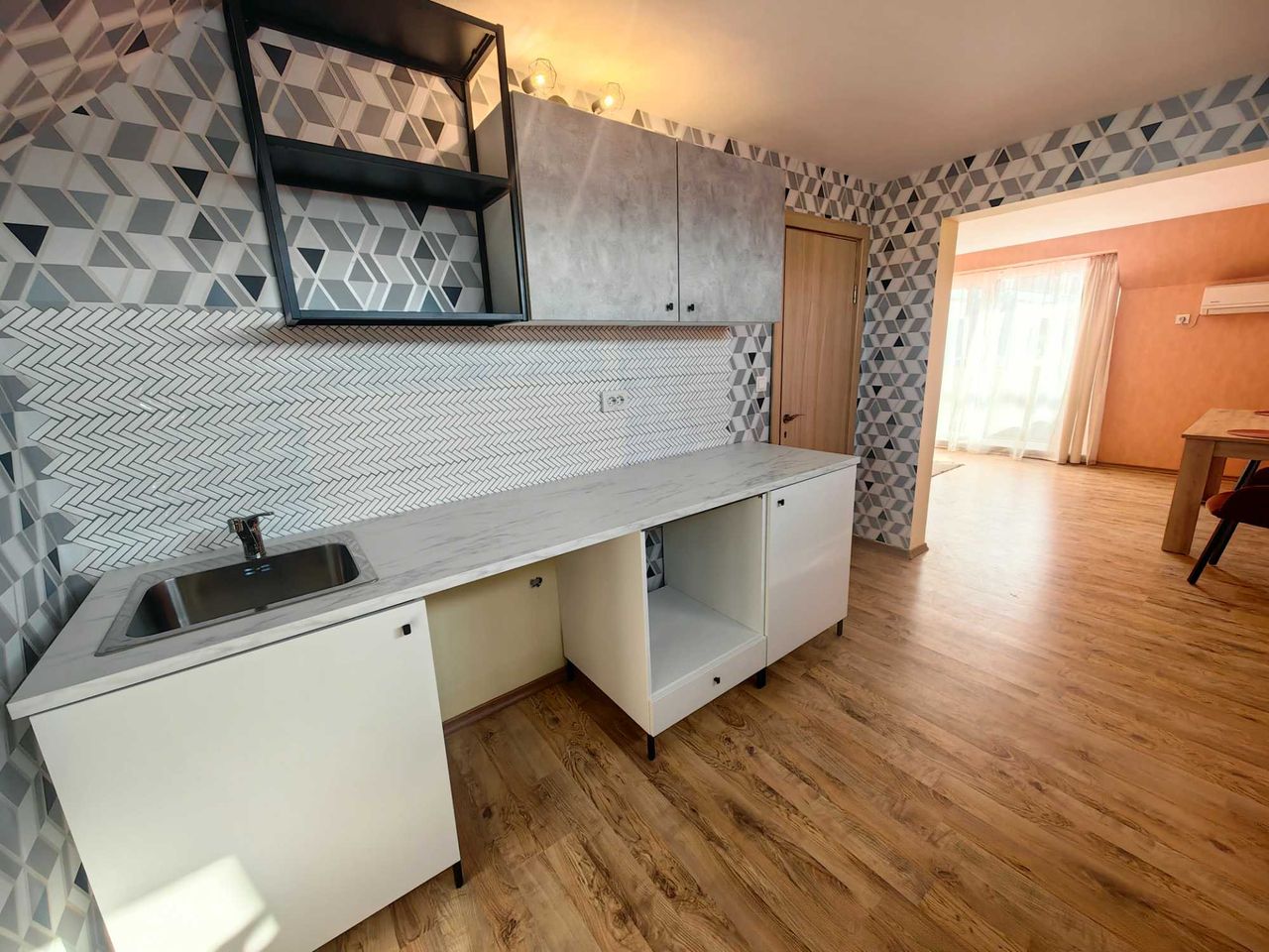 Продава се Двустаен апартамент в Несебър - 54 кв.м за 1112 €/кв.м - Снимка #10