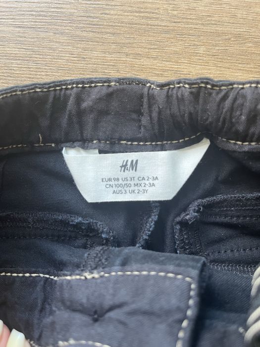 Нов черен панталон H&M за момче