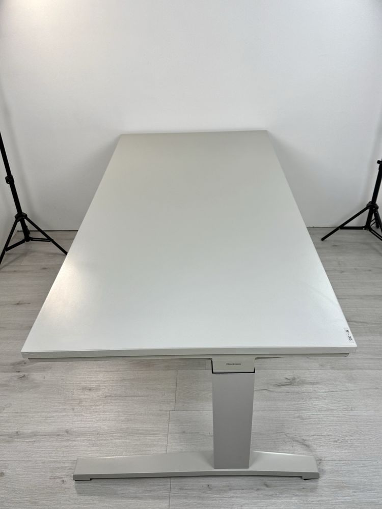 Steelcase немско бюро регулируемо повдигане