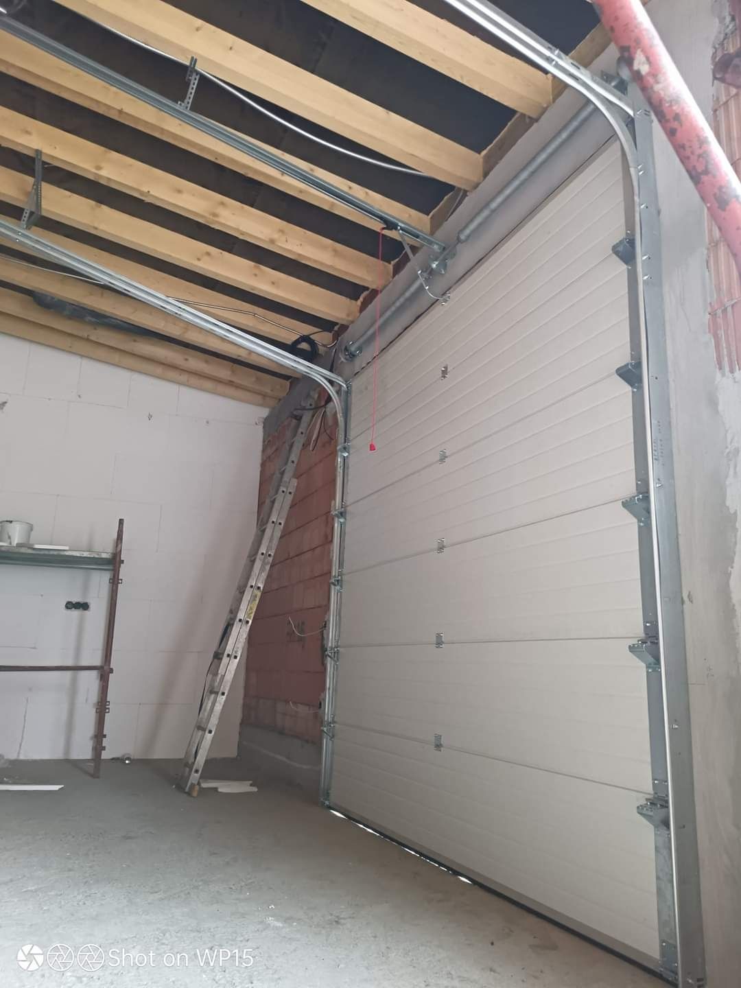 Usa de garaj producător OviDoors / usi secționale