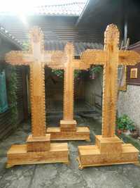 Cruci de altar din lemn masiv