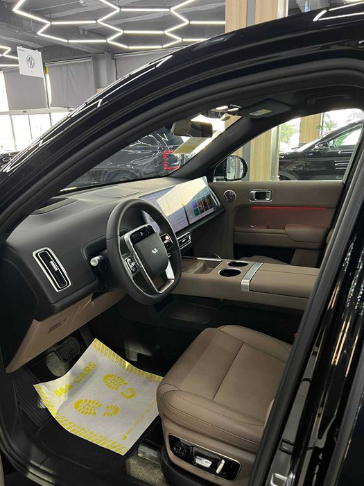 LI 7 ULTRA 25/26 Restayling Salondan