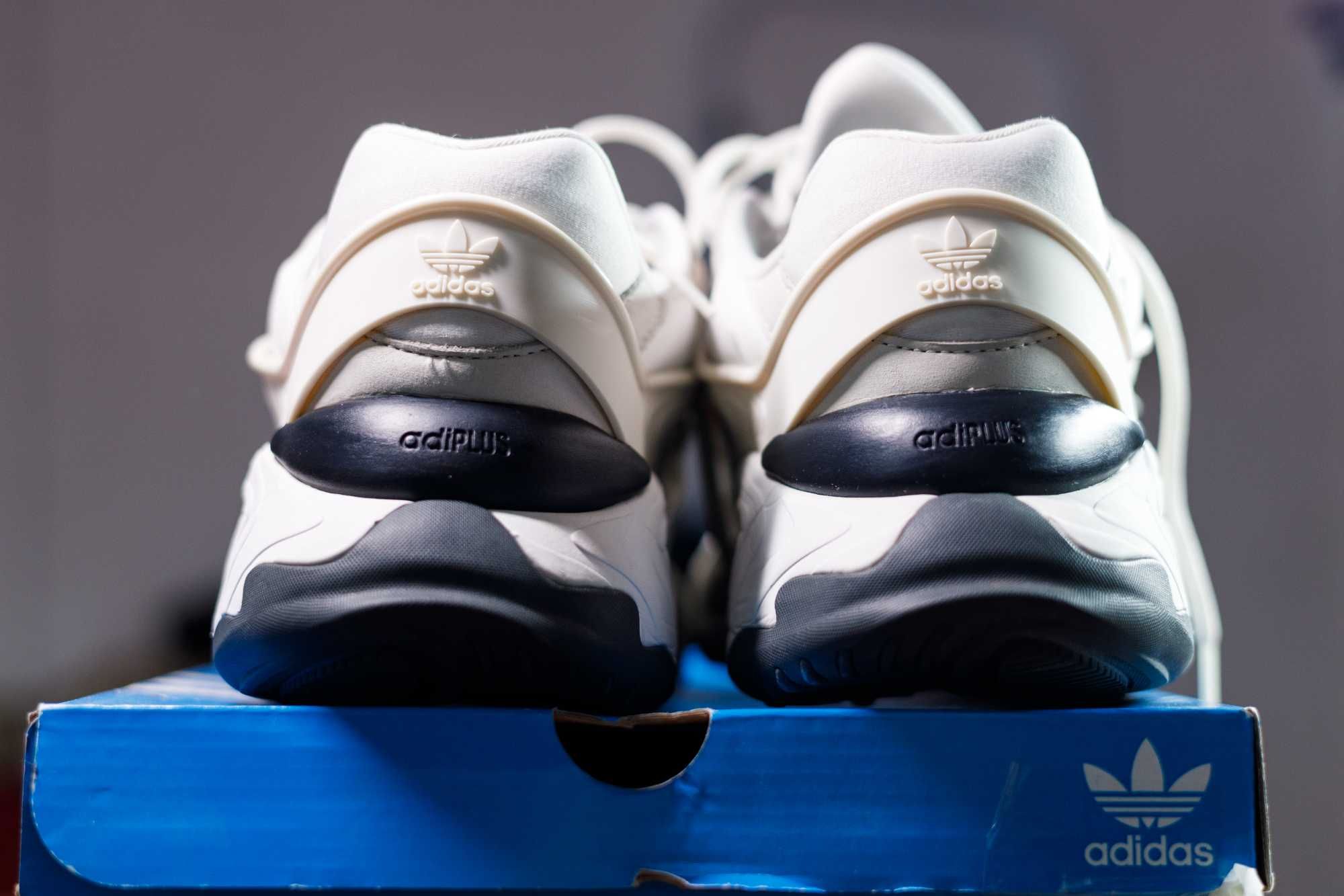 Спортни обувки Adidas OZNOVA