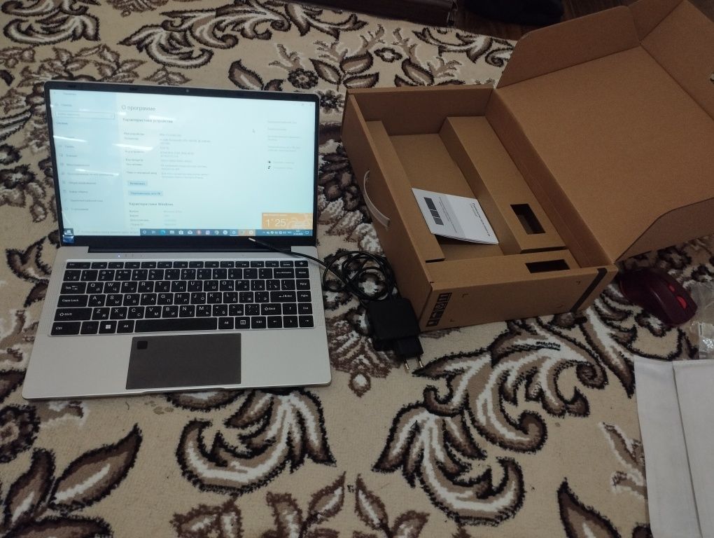 I TECH  noutbuki
