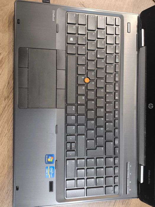 Лаптоп HP EliteBook 8570w с зарядно
