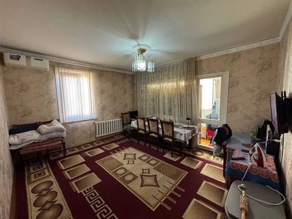 Срочно! Выгодная 1в2-ком квартира на Юнусабад-6 (средний ремонт).