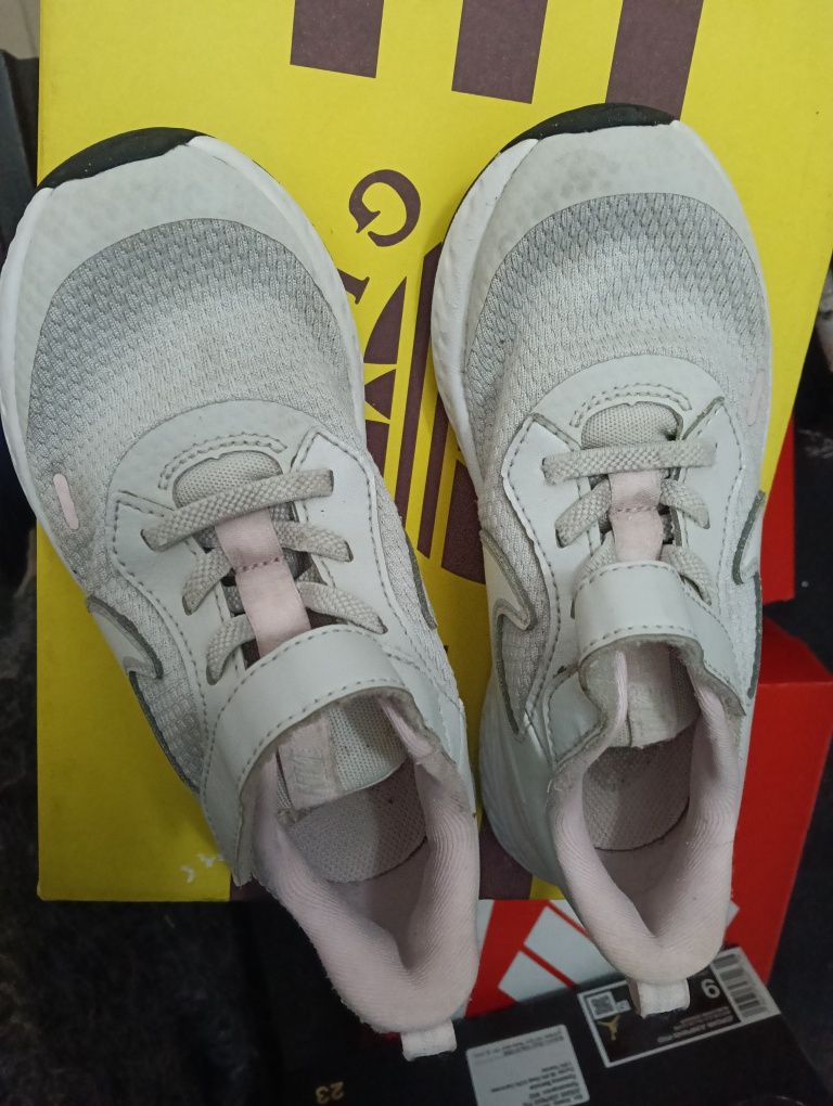 Детски маратонки nike